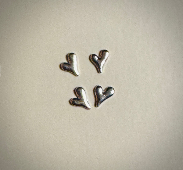 Metallic Hearts  Nail Charms (4)