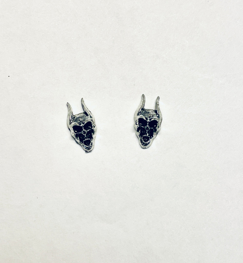 Horned Skulls Nail Charms (2)