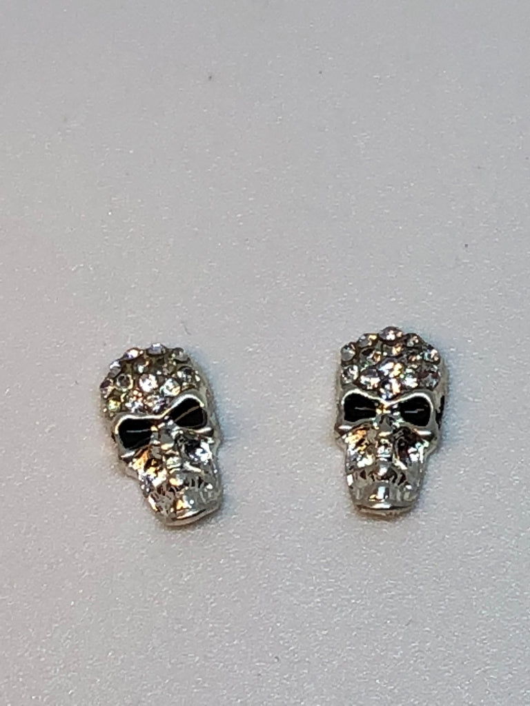 Large Crystal Skulls Nail Charms (2)