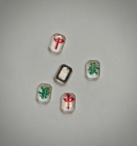 Resin Mahjong Tiles Nail Charms (4)